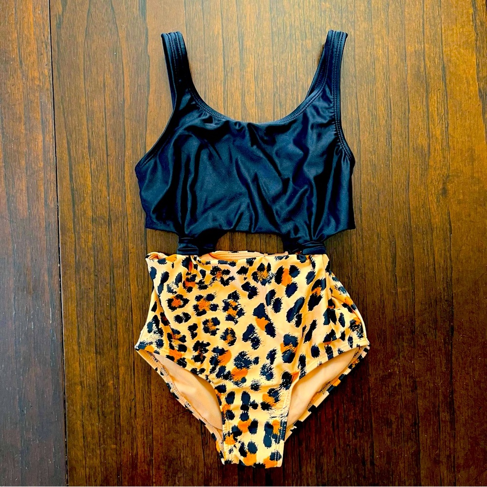 ART CLASS | leopard one piece swim bathing suit girls SM 6/7